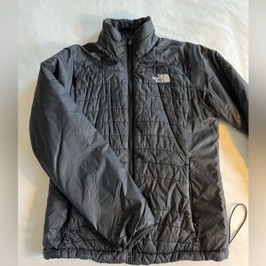 North face puff jacket size M